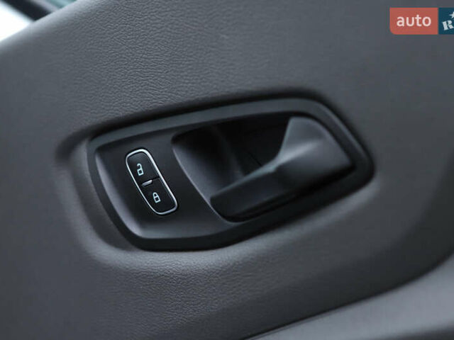 Белый Форд Транзит, объемом двигателя 2 л и пробегом 100 тыс. км за 22900 $, фото 99 на Automoto.ua