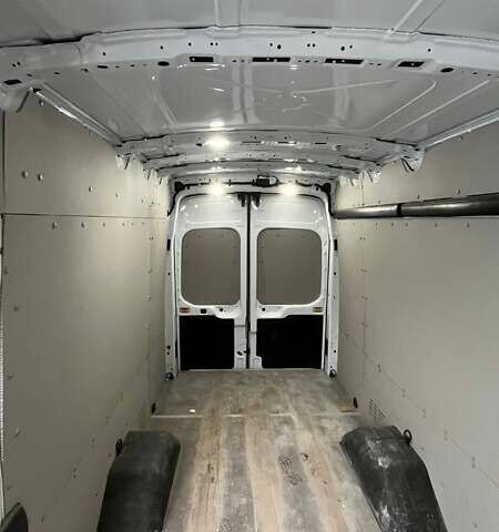 Белый Форд Транзит, объемом двигателя 2.2 л и пробегом 23 тыс. км за 40900 $, фото 15 на Automoto.ua