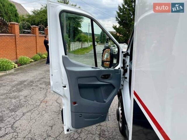 Форд Транзит 2018 у Вінниці на Automoto.ua Білий Форд Транзит, об'ємом двигуна 2 л та пробігом 265 тис. км за 20499 $, фото 19 на Automoto.ua