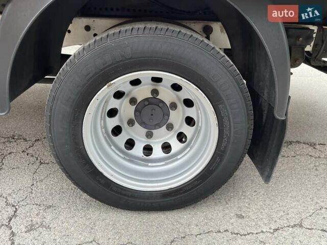 Форд Транзит 2018 у Вінниці на Automoto.ua Білий Форд Транзит, об'ємом двигуна 2 л та пробігом 265 тис. км за 20499 $, фото 15 на Automoto.ua