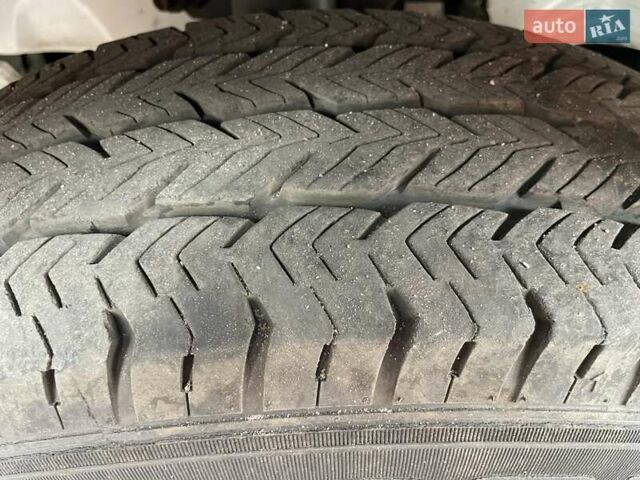 Форд Транзит 2018 у Вінниці на Automoto.ua Білий Форд Транзит, об'ємом двигуна 2 л та пробігом 265 тис. км за 20499 $, фото 10 на Automoto.ua