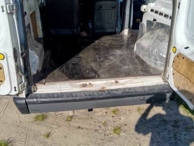 Білий Форд Транзит, об'ємом двигуна 0 л та пробігом 370 тис. км за 4280 $, фото 1 на Automoto.ua