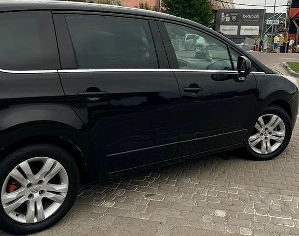 Білий Форд Транзит, об'ємом двигуна 2.5 л та пробігом 140 тис. км за 9134 $, фото 6 на Automoto.ua