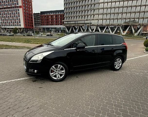 Білий Форд Транзит, об'ємом двигуна 2.5 л та пробігом 140 тис. км за 9134 $, фото 5 на Automoto.ua