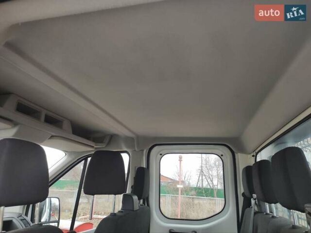 Белый Форд Транзит, объемом двигателя 2.2 л и пробегом 217 тыс. км за 17500 $, фото 17 на Automoto.ua