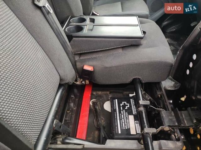 Белый Форд Транзит, объемом двигателя 2.2 л и пробегом 217 тыс. км за 17500 $, фото 23 на Automoto.ua