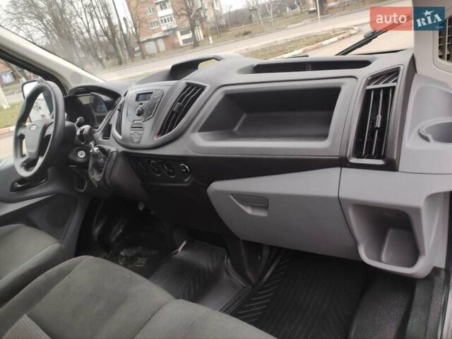 Белый Форд Транзит, объемом двигателя 2.2 л и пробегом 217 тыс. км за 17500 $, фото 26 на Automoto.ua