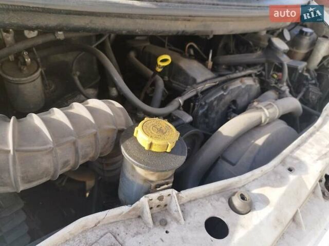 Белый Форд Транзит, объемом двигателя 2.4 л и пробегом 450 тыс. км за 4300 $, фото 7 на Automoto.ua