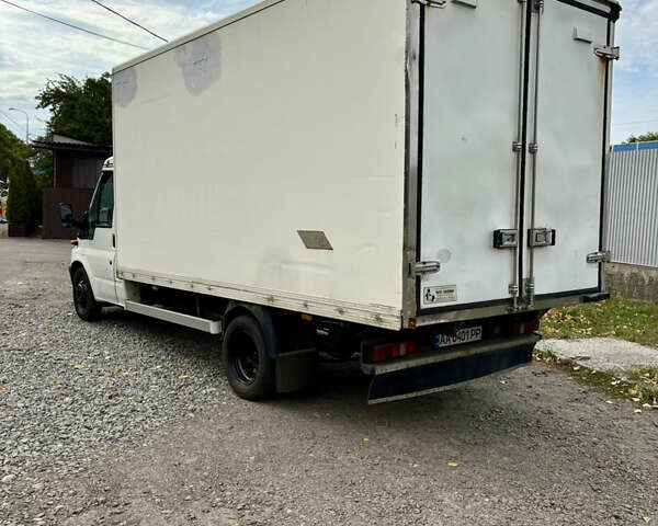 Білий Форд Транзит, об'ємом двигуна 2.4 л та пробігом 500 тис. км за 7500 $, фото 6 на Automoto.ua