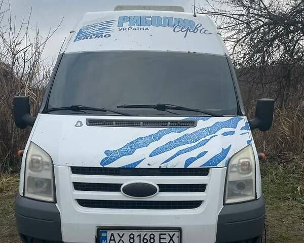 Белый Форд Транзит, объемом двигателя 2.4 л и пробегом 423 тыс. км за 8500 $, фото 3 на Automoto.ua