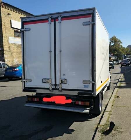 Белый Форд Транзит, объемом двигателя 2.2 л и пробегом 252 тыс. км за 16000 $, фото 9 на Automoto.ua