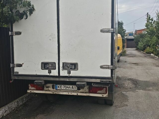 Белый Форд Транзит, объемом двигателя 2.2 л и пробегом 800 тыс. км за 13500 $, фото 3 на Automoto.ua