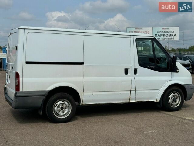 Білий Форд Транзит, об'ємом двигуна 2.2 л та пробігом 400 тис. км за 8800 $, фото 7 на Automoto.ua