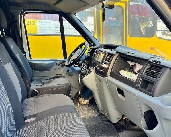 Белый Форд Транзит, объемом двигателя 2.2 л и пробегом 390 тыс. км за 8900 $, фото 9 на Automoto.ua