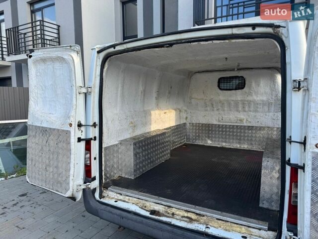 Білий Форд Транзит, об'ємом двигуна 2.2 л та пробігом 451 тис. км за 7700 $, фото 2 на Automoto.ua