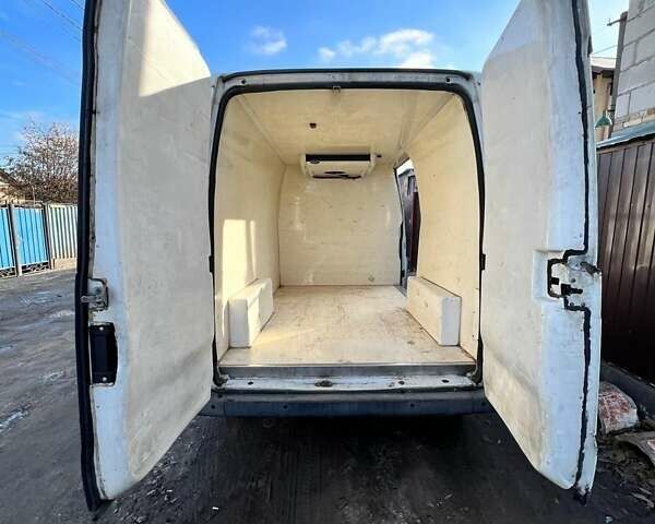 Белый Форд Транзит, объемом двигателя 2.2 л и пробегом 390 тыс. км за 8900 $, фото 14 на Automoto.ua