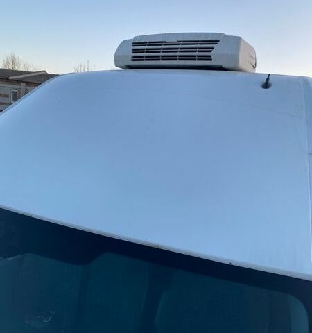 Білий Форд Транзит, об'ємом двигуна 2.2 л та пробігом 766 тис. км за 12500 $, фото 5 на Automoto.ua