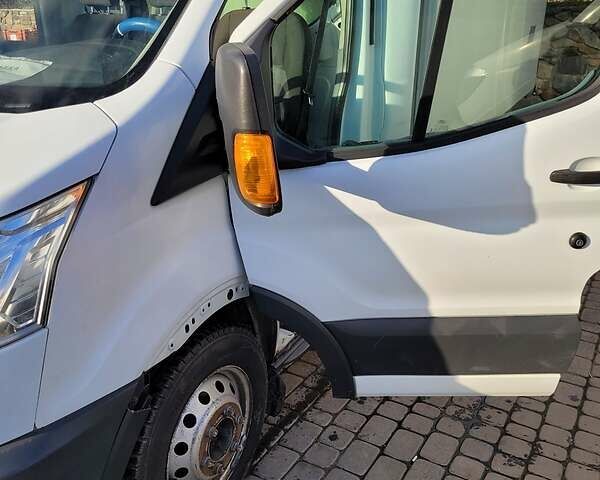 Белый Форд Транзит, объемом двигателя 2.2 л и пробегом 370 тыс. км за 15000 $, фото 2 на Automoto.ua