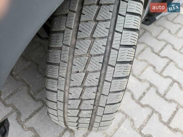 Белый Форд Транзит, объемом двигателя 2.2 л и пробегом 340 тыс. км за 17600 $, фото 18 на Automoto.ua