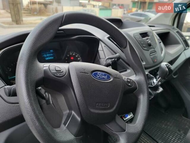 Белый Форд Транзит, объемом двигателя 2.2 л и пробегом 340 тыс. км за 17600 $, фото 12 на Automoto.ua