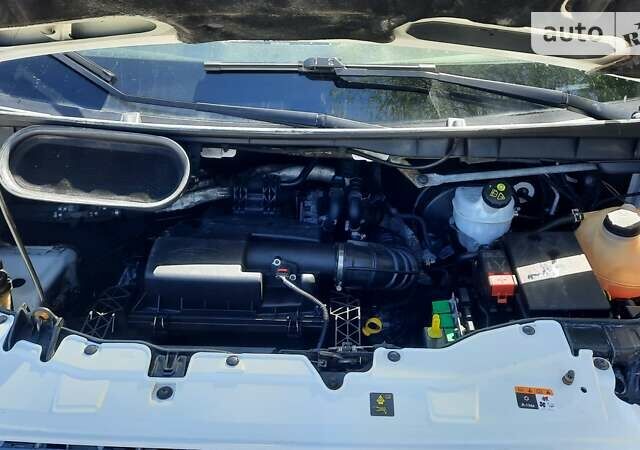Білий Форд Транзит, об'ємом двигуна 2.2 л та пробігом 340 тис. км за 12600 $, фото 7 на Automoto.ua