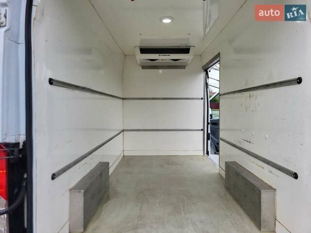 Белый Форд Транзит, объемом двигателя 2 л и пробегом 350 тыс. км за 17700 $, фото 10 на Automoto.ua