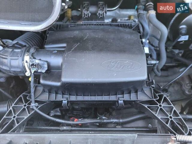 Белый Форд Транзит, объемом двигателя 2 л и пробегом 350 тыс. км за 17700 $, фото 25 на Automoto.ua