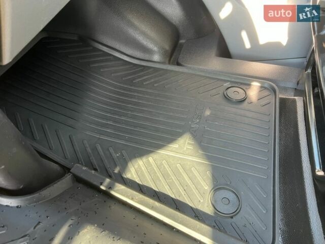 Белый Форд Транзит, объемом двигателя 2 л и пробегом 326 тыс. км за 18400 $, фото 32 на Automoto.ua