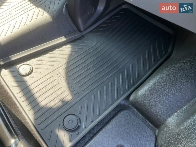 Белый Форд Транзит, объемом двигателя 2 л и пробегом 326 тыс. км за 18400 $, фото 33 на Automoto.ua