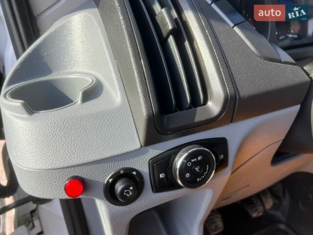 Белый Форд Транзит, объемом двигателя 2 л и пробегом 326 тыс. км за 18400 $, фото 35 на Automoto.ua