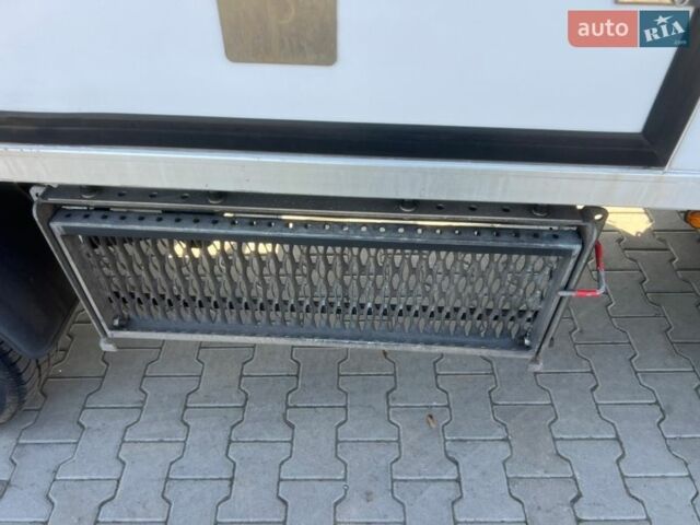 Белый Форд Транзит, объемом двигателя 2 л и пробегом 326 тыс. км за 18400 $, фото 16 на Automoto.ua