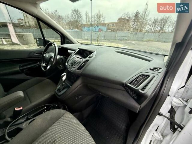 Белый Форд Транзит, объемом двигателя 2.49 л и пробегом 53 тыс. км за 9999 $, фото 47 на Automoto.ua