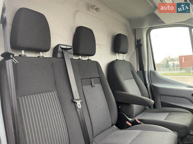 Белый Форд Транзит, объемом двигателя 2 л и пробегом 270 тыс. км за 17850 $, фото 22 на Automoto.ua