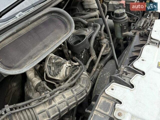 Белый Форд Транзит, объемом двигателя 2 л и пробегом 193 тыс. км за 15600 $, фото 10 на Automoto.ua