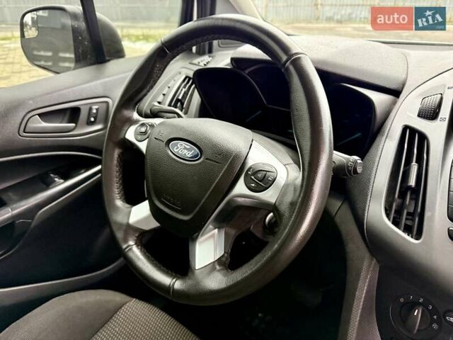 Белый Форд Транзит, объемом двигателя 2.49 л и пробегом 53 тыс. км за 9999 $, фото 48 на Automoto.ua