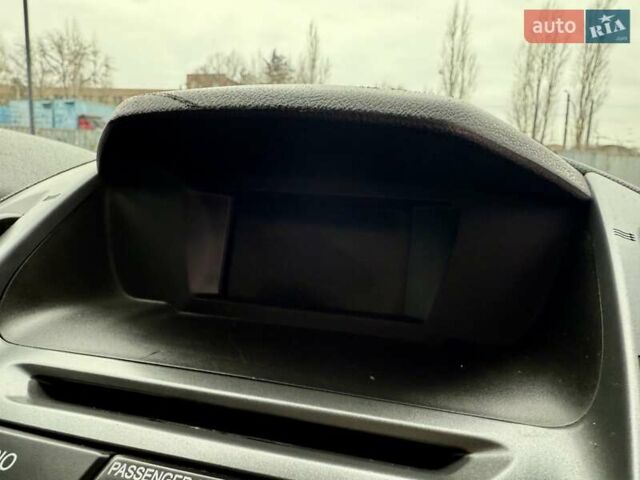 Белый Форд Транзит, объемом двигателя 2.49 л и пробегом 53 тыс. км за 9999 $, фото 49 на Automoto.ua