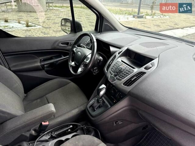 Белый Форд Транзит, объемом двигателя 2.49 л и пробегом 53 тыс. км за 9999 $, фото 46 на Automoto.ua