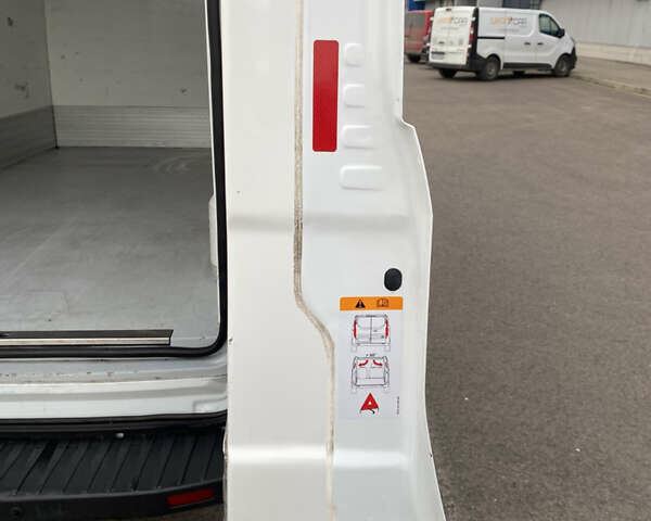 Белый Форд Транзит, объемом двигателя 2 л и пробегом 270 тыс. км за 17850 $, фото 28 на Automoto.ua