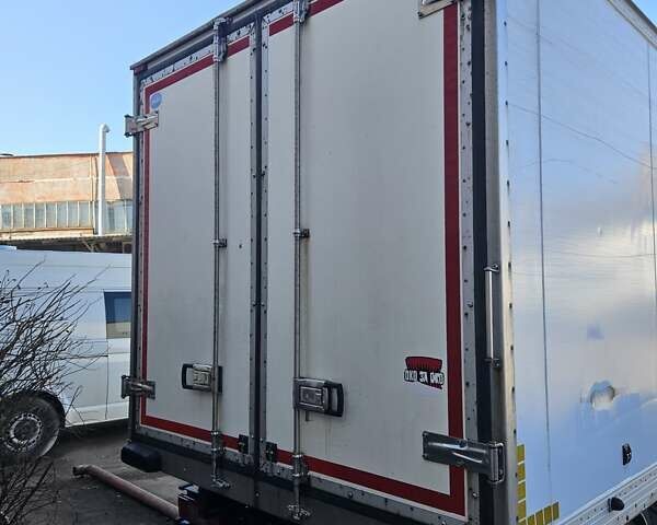 Белый Форд Транзит, объемом двигателя 2 л и пробегом 451 тыс. км за 13500 $, фото 3 на Automoto.ua