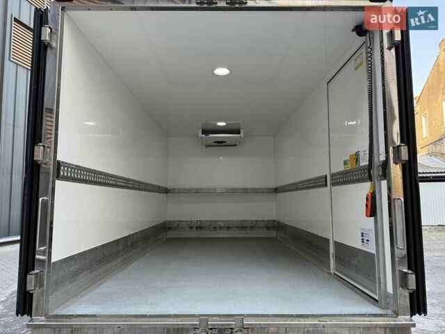 Белый Форд Транзит, объемом двигателя 2 л и пробегом 227 тыс. км за 24350 $, фото 41 на Automoto.ua