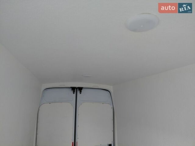 Белый Форд Транзит, объемом двигателя 2 л и пробегом 328 тыс. км за 16900 $, фото 16 на Automoto.ua