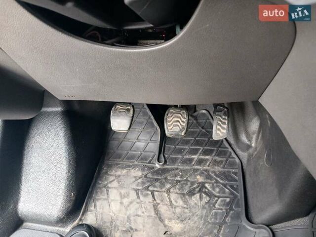 Білий Форд Транзит, об'ємом двигуна 2 л та пробігом 426 тис. км за 21000 $, фото 15 на Automoto.ua