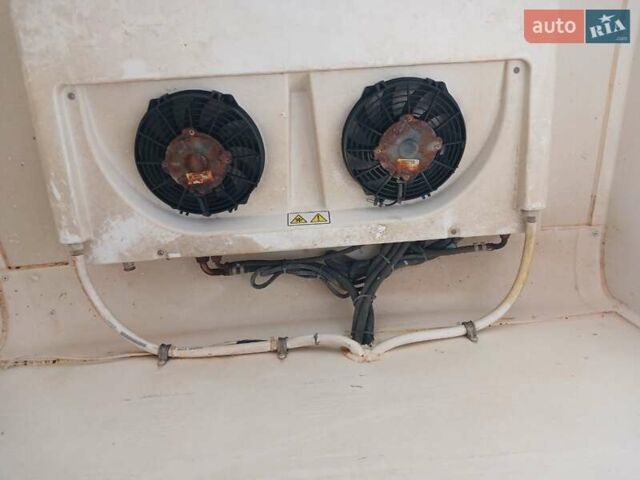 Белый Форд Транзит, объемом двигателя 2 л и пробегом 426 тыс. км за 16500 $, фото 21 на Automoto.ua