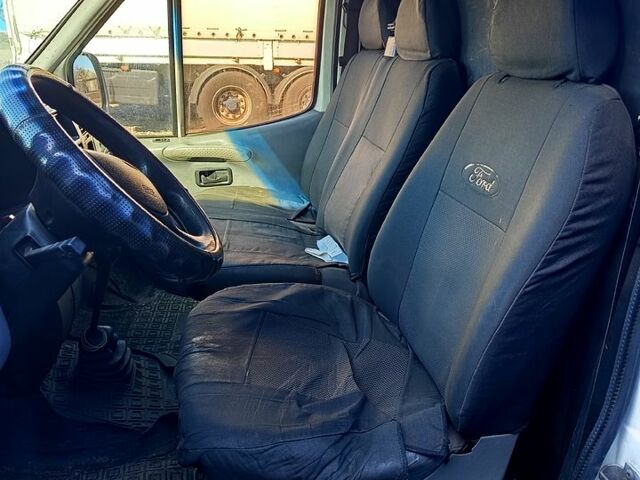 Белый Форд Транзит, объемом двигателя 2.5 л и пробегом 0 тыс. км за 3500 $, фото 4 на Automoto.ua