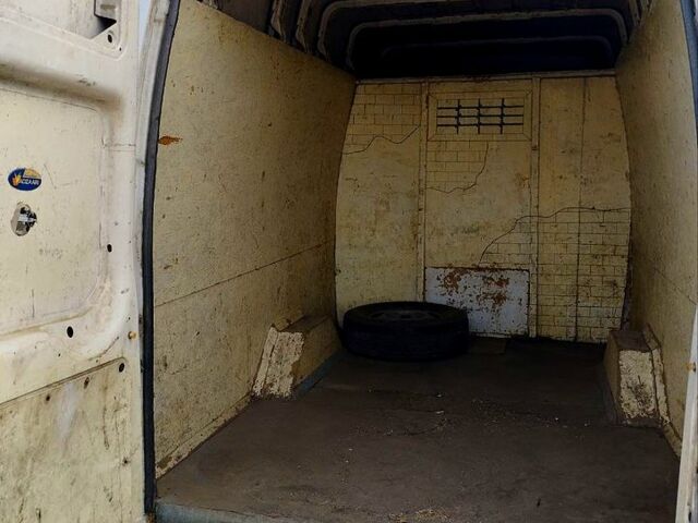 Білий Форд Транзит, об'ємом двигуна 2.4 л та пробігом 473 тис. км за 5000 $, фото 3 на Automoto.ua