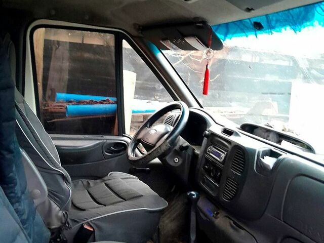 Белый Форд Транзит, объемом двигателя 2.4 л и пробегом 300 тыс. км за 5500 $, фото 5 на Automoto.ua