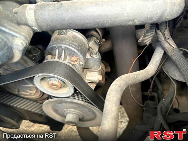 Белый Форд Транзит, объемом двигателя 2.4 л и пробегом 248 тыс. км за 4700 $, фото 8 на Automoto.ua