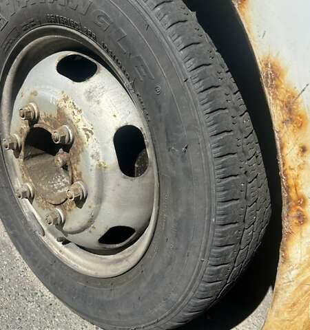 Белый Форд Транзит, объемом двигателя 2.4 л и пробегом 600 тыс. км за 5800 $, фото 9 на Automoto.ua