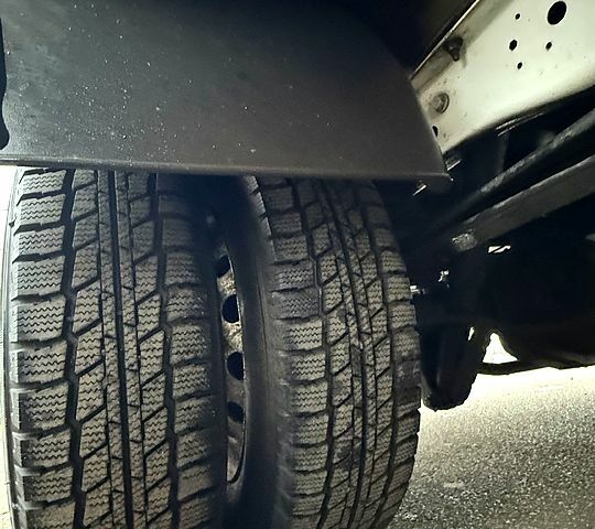 Білий Форд Транзит, об'ємом двигуна 2.2 л та пробігом 343 тис. км за 14000 $, фото 11 на Automoto.ua