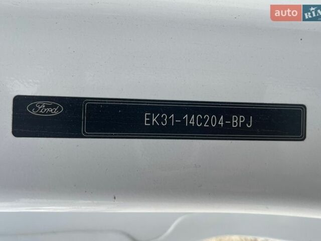 Белый Форд Транзит, объемом двигателя 2.2 л и пробегом 380 тыс. км за 14000 $, фото 46 на Automoto.ua